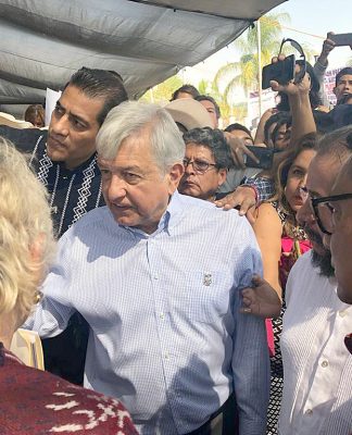 Recibidos en Palacio Nacional: CAMPESINOS PIDEN CÁRCEL PARA GRACO